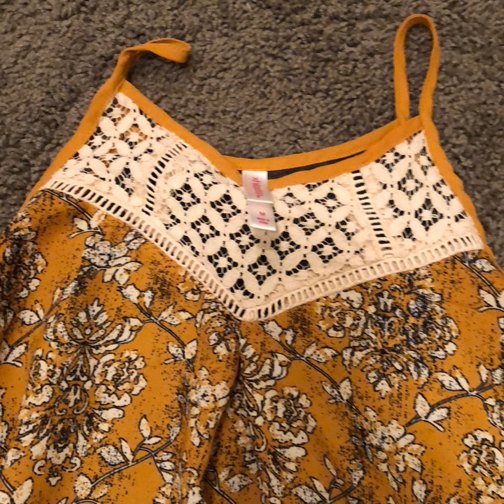 Top - Picture 3 of 4